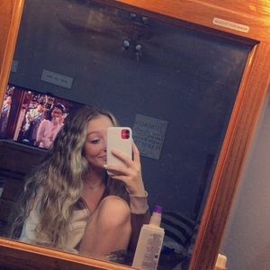 Meet your Posher, Natalie